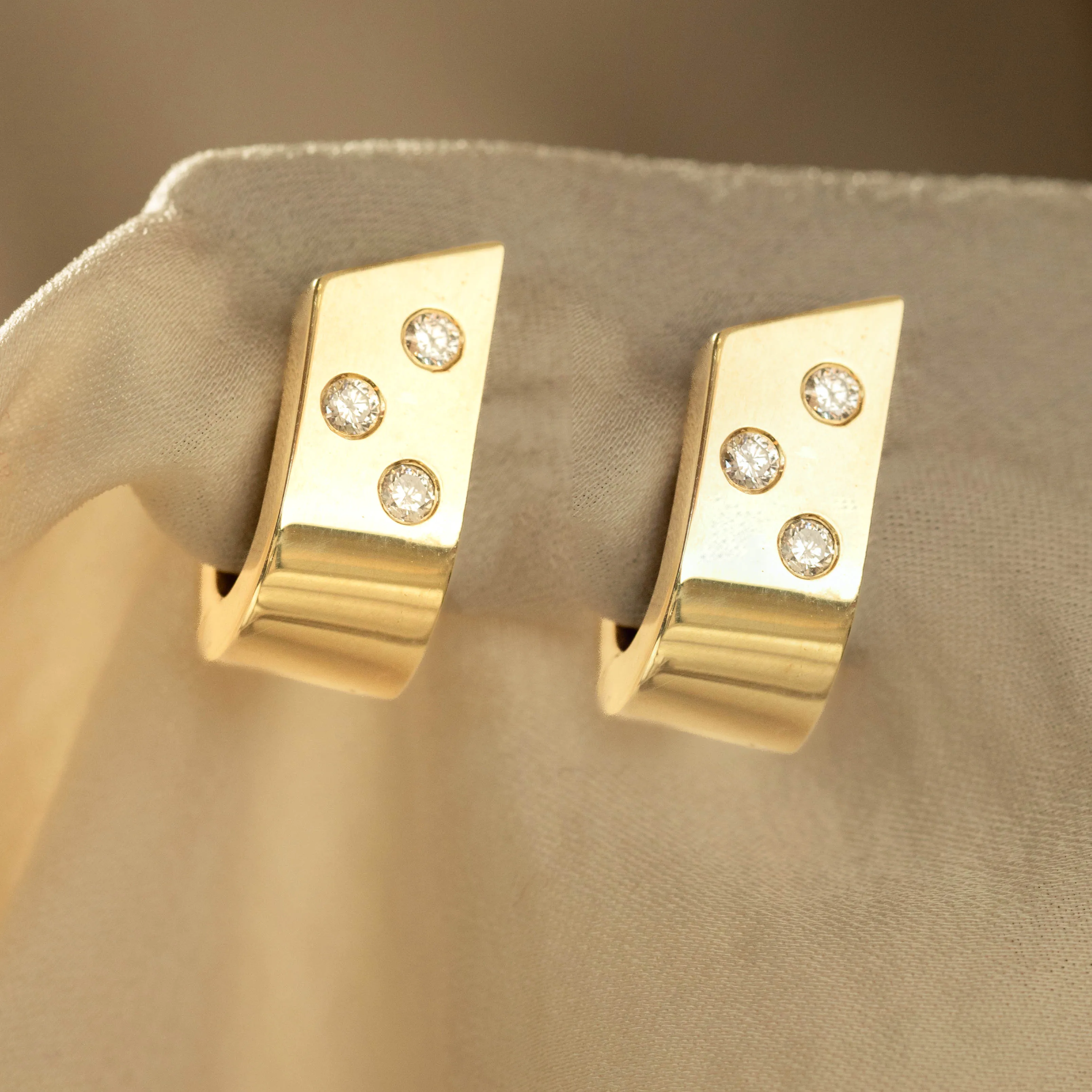 14K Gold 0.20 Carat Diamond Hoop Earrings