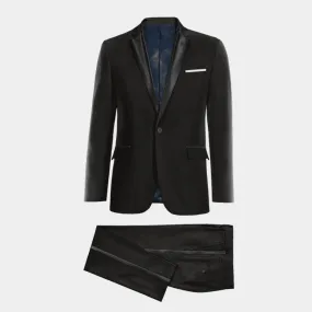 Black essential shimmer Tuxedo with handkerchief &