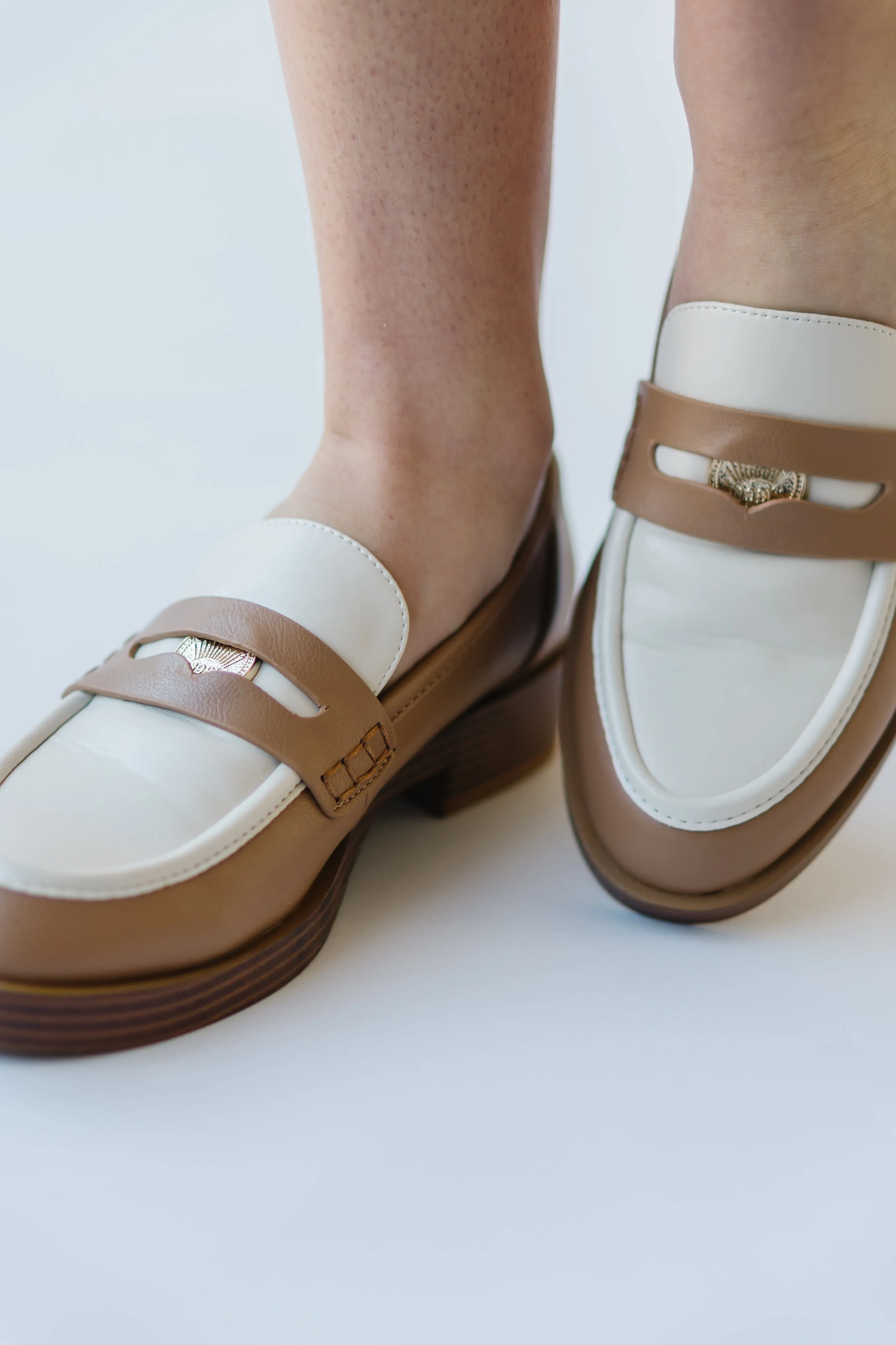 Chinese Laundry: Porter Loafer in Bone + Camel