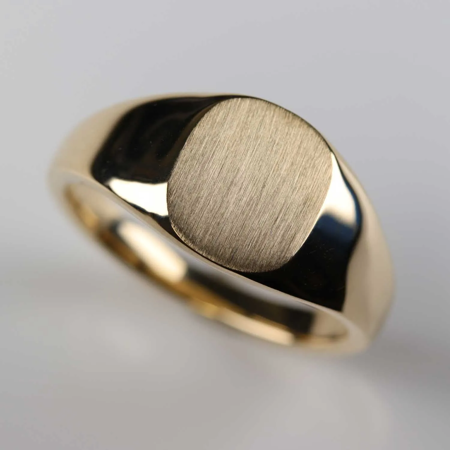 Custom Signet Ring in 18k Yellow Gold