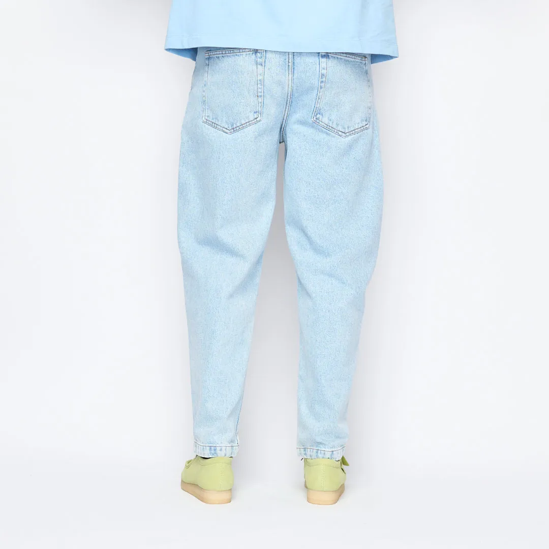 Goodies Sportive - Relaxed Crop Jeans (Light Blue)