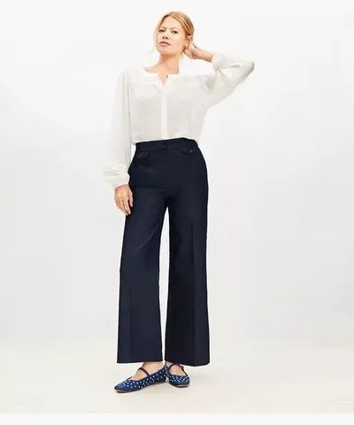 Loft Curvy Coin Pocket Clean Wide Leg Pants in Refined Denim